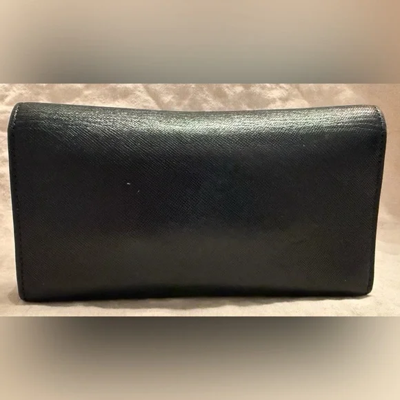 MCM Black Wallet/Unbranded Chain Can Be used as Wallet/Crossbody/Over Shoulder - Picture 2 of 16